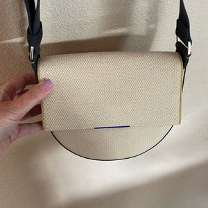 Like New! Rothy’s Ink & Ivory Saddle Bag